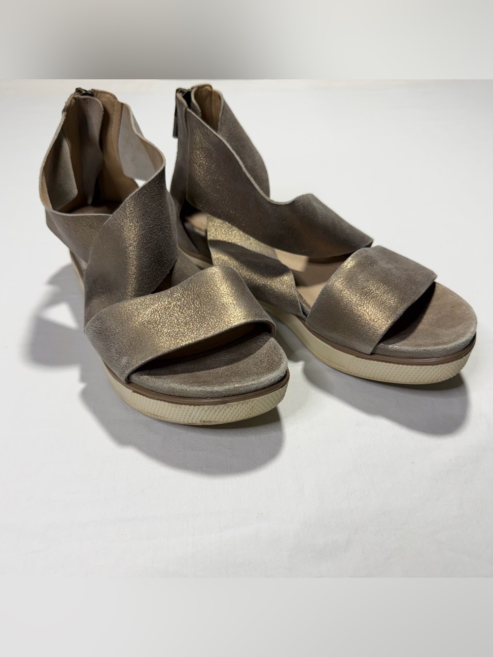 Eileen Fisher Metallic Taupe Open-Toe Wedge Sandals